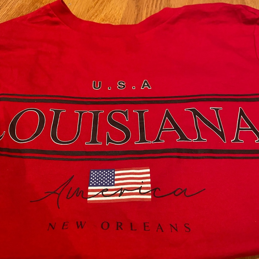H&M Tee - Picture 3 of 3